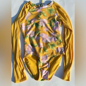 Girls 14/16 Longsleeve one piece swimsuit